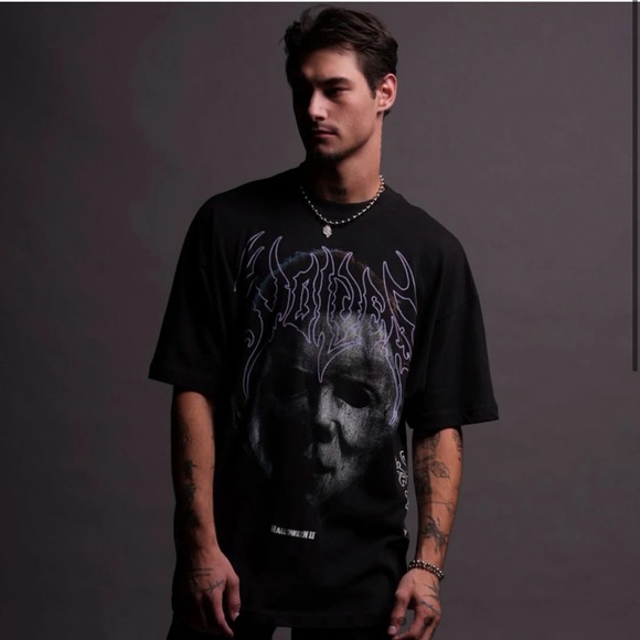 DARC SPORT X HALLOWEEN MICHAEL MYERS “ITS TIME” SHIRT - Picture 3 of 10